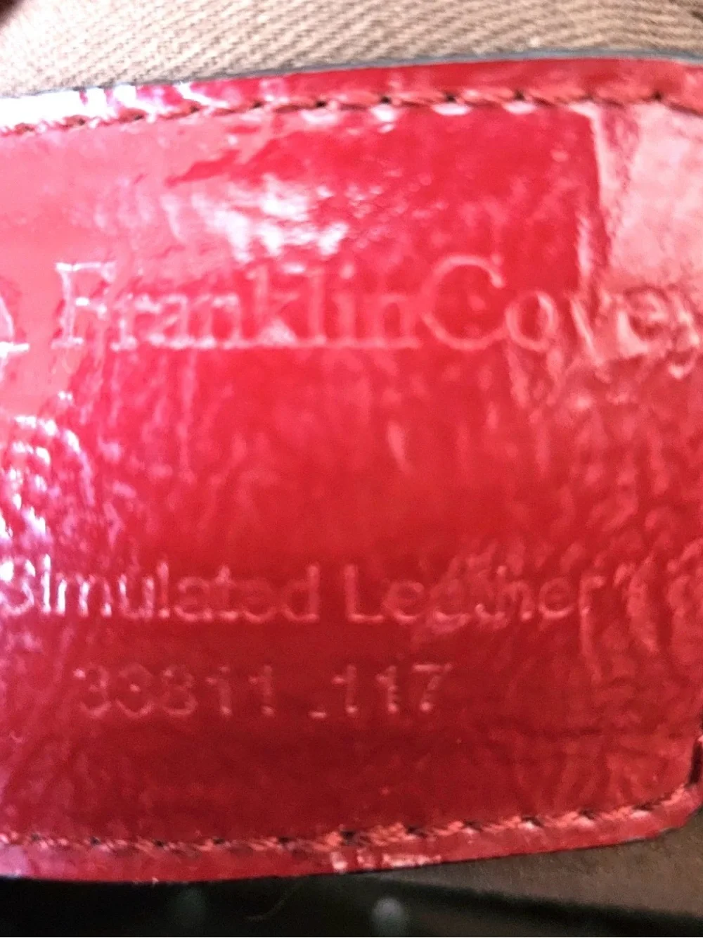 Franklin Covey Red Leather Shoulder Bag / Laptop bag with Gold Hardware